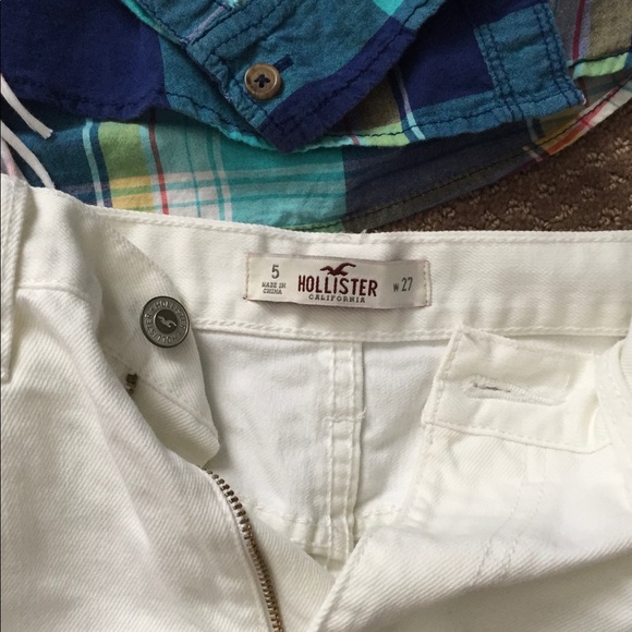 Hollister Clothing Bundle - Picture 4 of 4